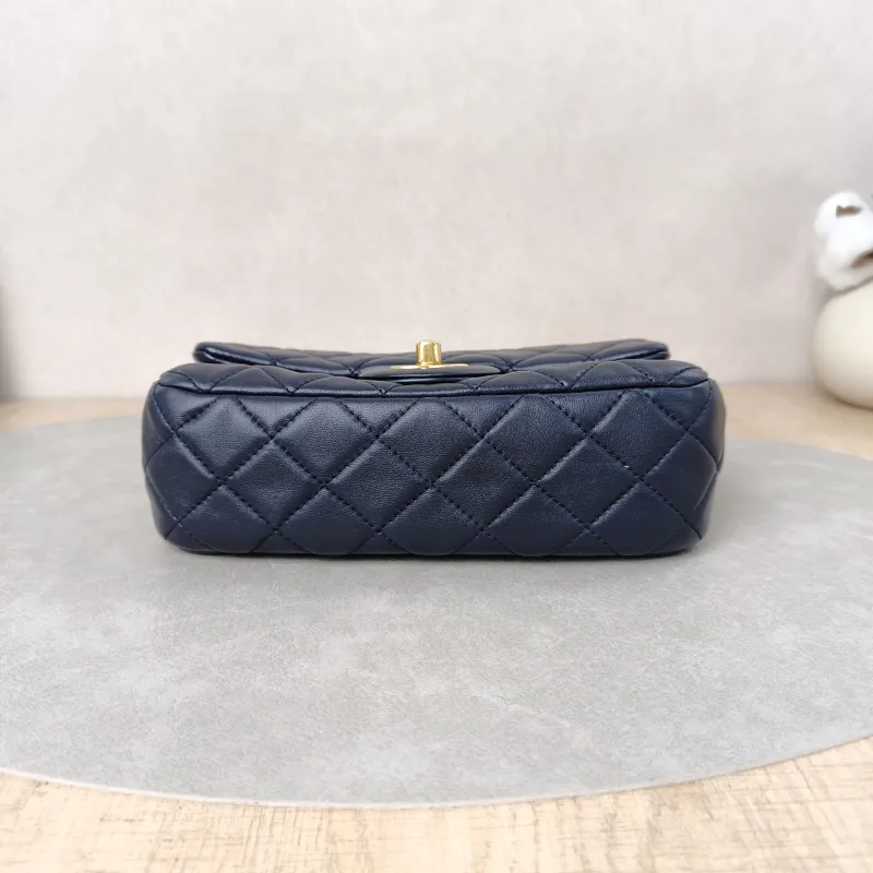Chanel Crossbody Bag Classic Flap Large Mini CF Mini Blue Lambskin mini20 × 6 × 12 cm — cover view 2 of 5