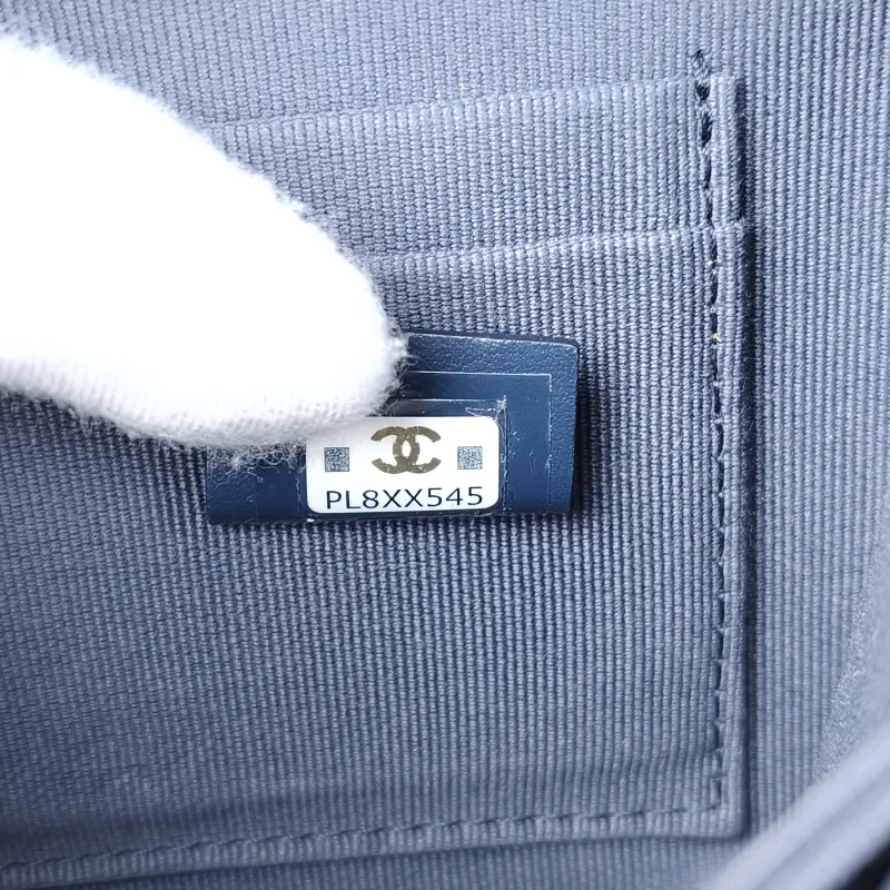 Chanel Crossbody Bag22b Box Bag Camera Bag Blue One Size14 × 7 × 10 cm — detail view 8 of 13