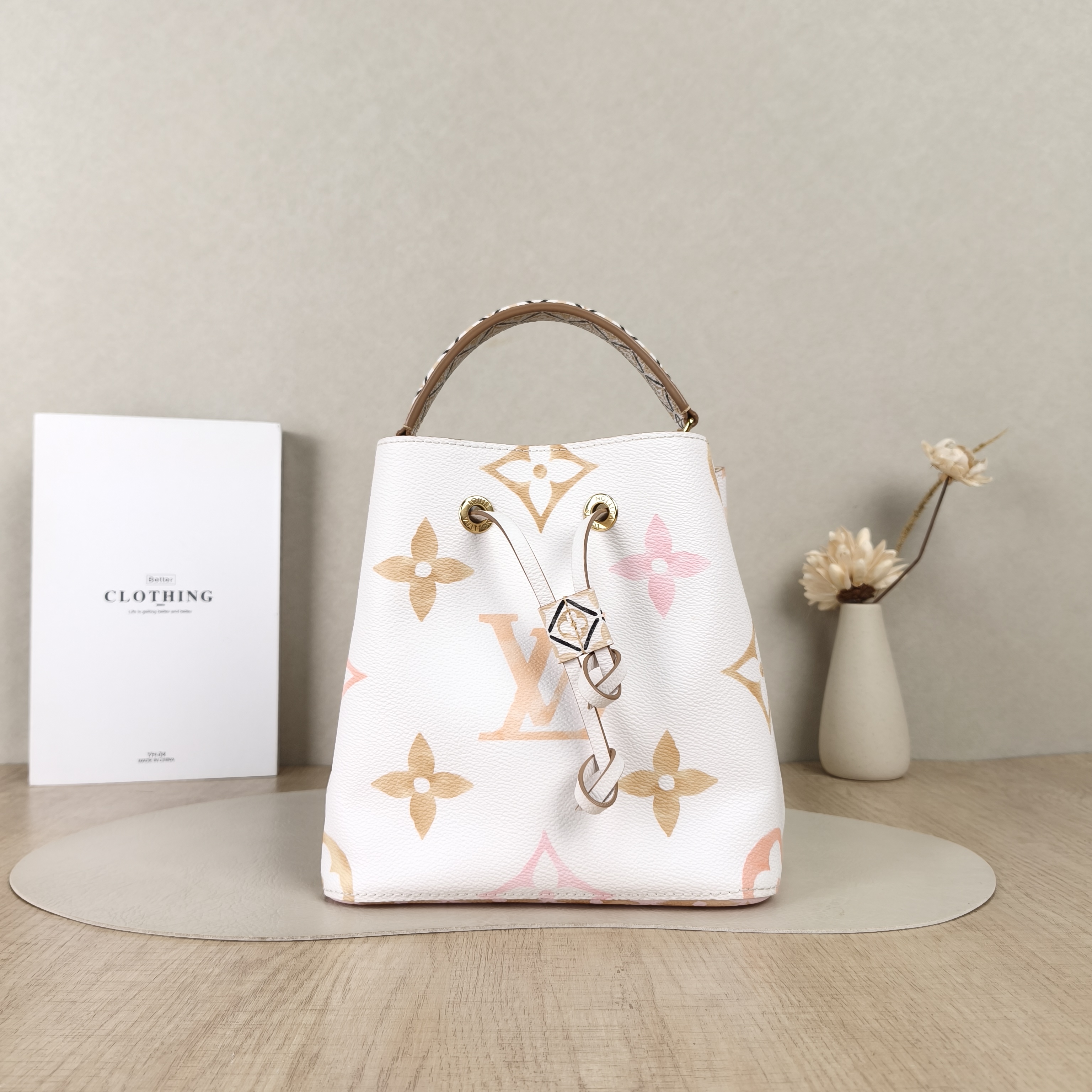 Louis Vuitton Crossbody Bag NÉONOÉ Bucket Bag BB PVC20 × 13 × 20 cm