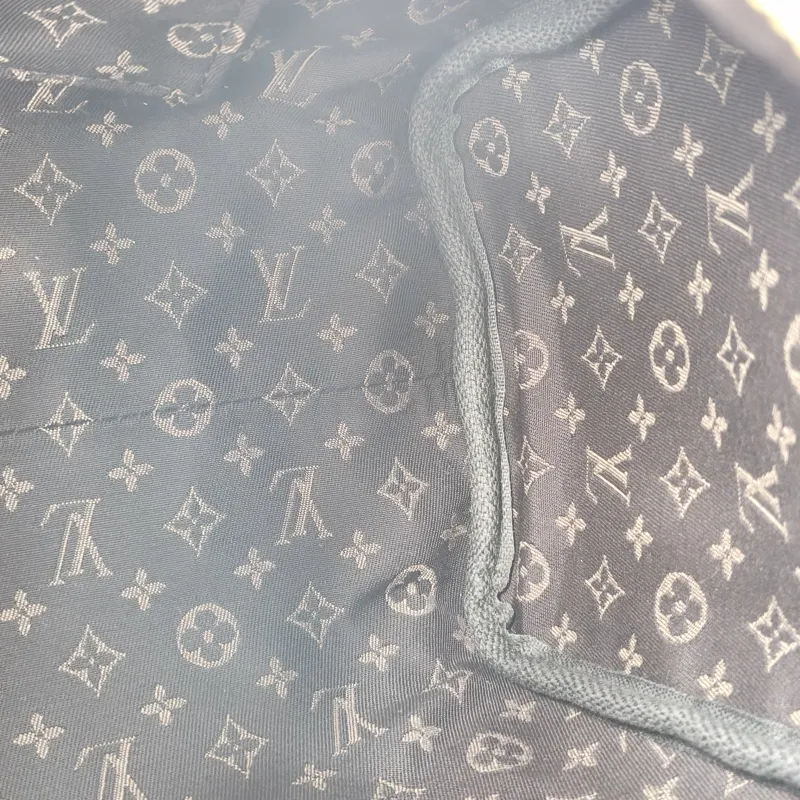 Louis Vuitton Shoulder Bag EXPRESS Shoulder Bag Grey Calfskin Small26 × 13.5 × 17 cm — detail view 12 of 12