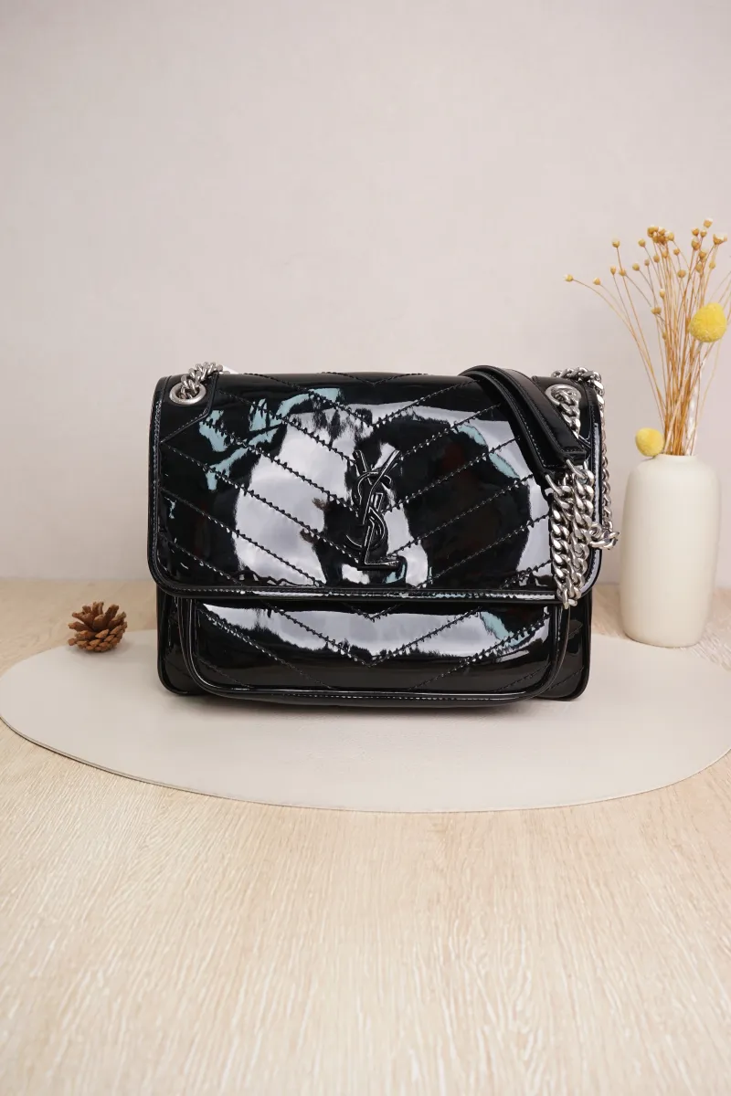 SAINT LAURENT Niki D Medium Black Patent Leather · Dust Bag · 28 × 8.5 × 20 cm — cover view 3 of 7