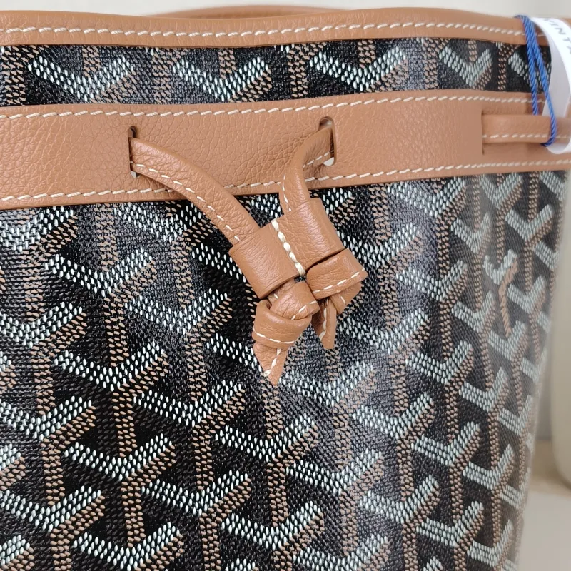GOYARD Crossbody Bag Petit Flot Brown PVC Small 17 × 14.5 × 23 cm — detail view 8 of 8