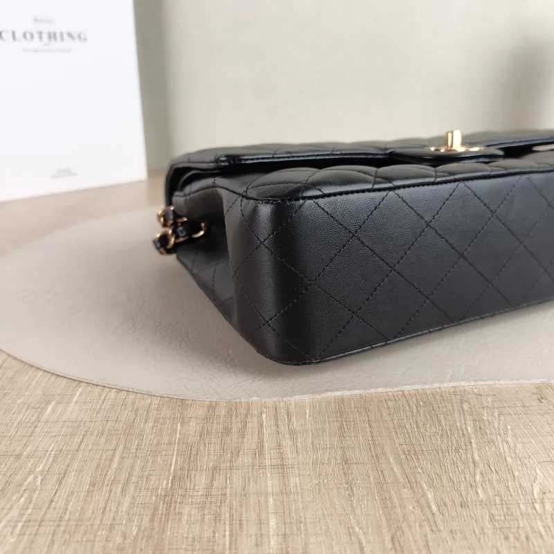 Chanel Crossbody Bag Classic Flap CF Black Lambskin Medium 25.5 × 6.5 × 15.5 cm — detail view 1 of 13
