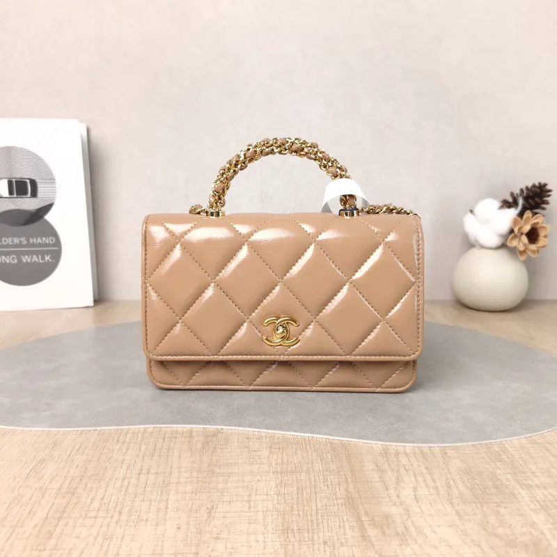 Chanel Crossbody Bag woc Brown Lambskin One Size19.2 × 3.5 × 12.3 cm