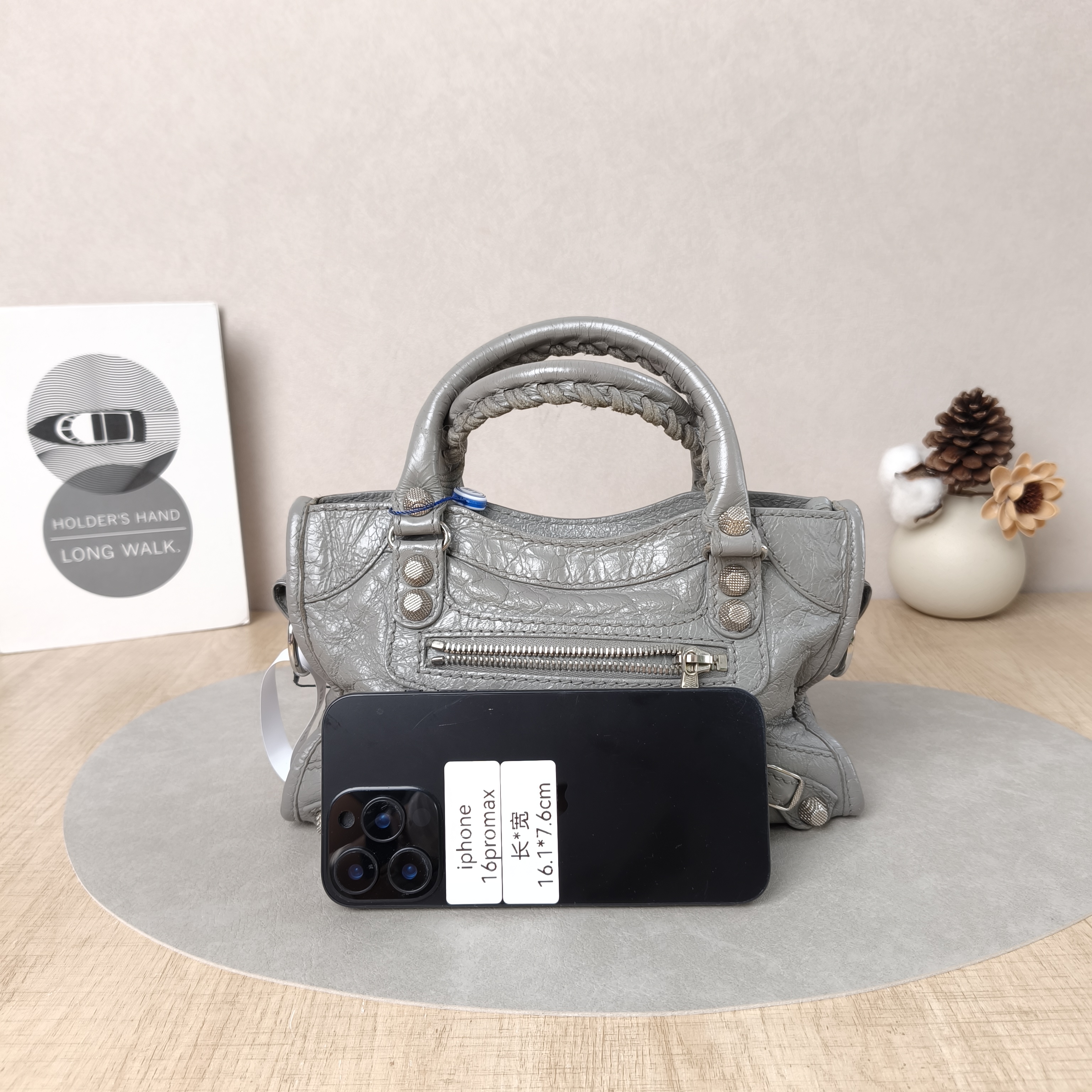 BALENCIAGA Crossbody Bag Classic City Grey Lambskinmini24 × 10 × 16 cm — cover view 4 of 5