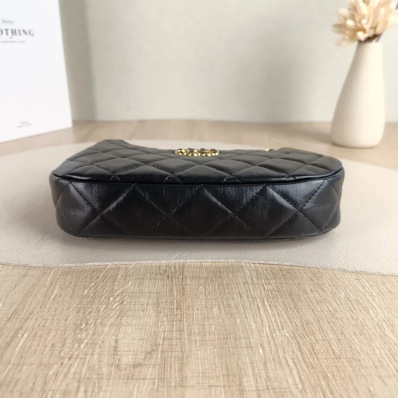 Chanel Shoulder Bag hobo 19 Black Lambskin Small 20 × 4.5 × 13 cm — cover view 4 of 5