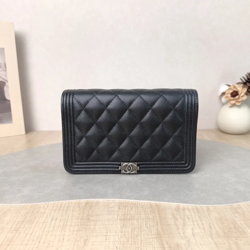 Chanel Crossbody Bag Le Boy​ WOC Black Grained Calfskin Mini 19.2 × 3.5 × 12.3 cm