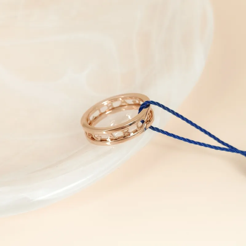 Bvlgari Ring B.ZERO1Collection Rose Gold Rose Gold 18KR ose Gold One Size61 — cover view 3 of 8