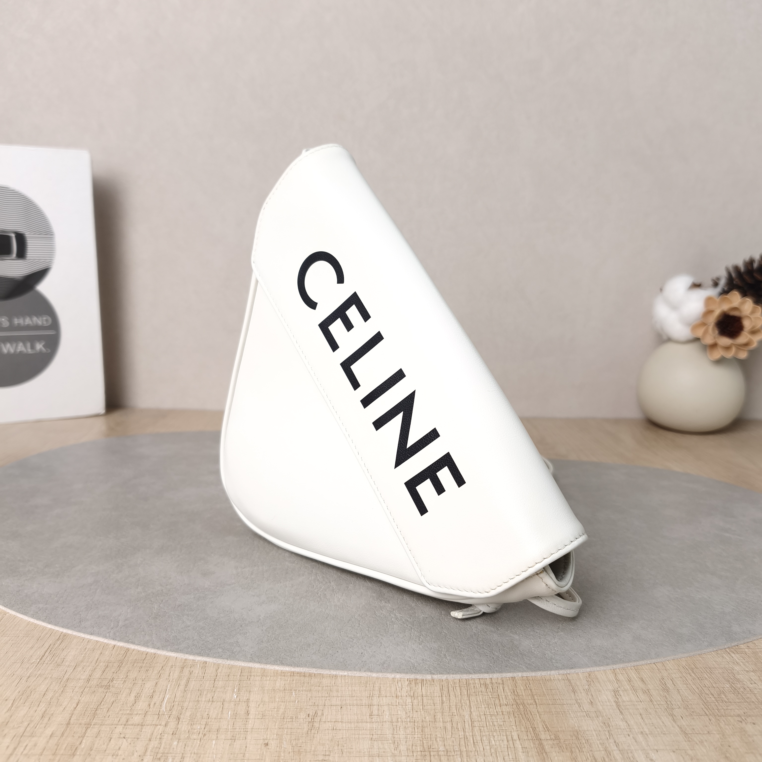 CELINE Crossbody Bag Triangle White Calfskin One Size21 × 4 × 15 cm — cover view 3 of 5