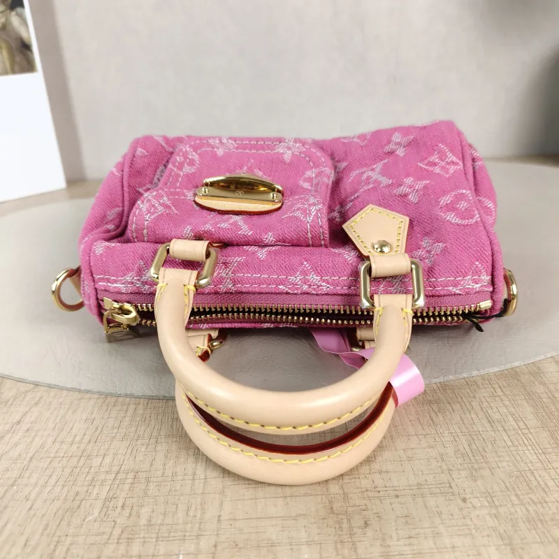 Louis Vuitton Crossbody Bag Speedy Nano nano16 × 7.5 × 10 cm — detail view 10 of 10