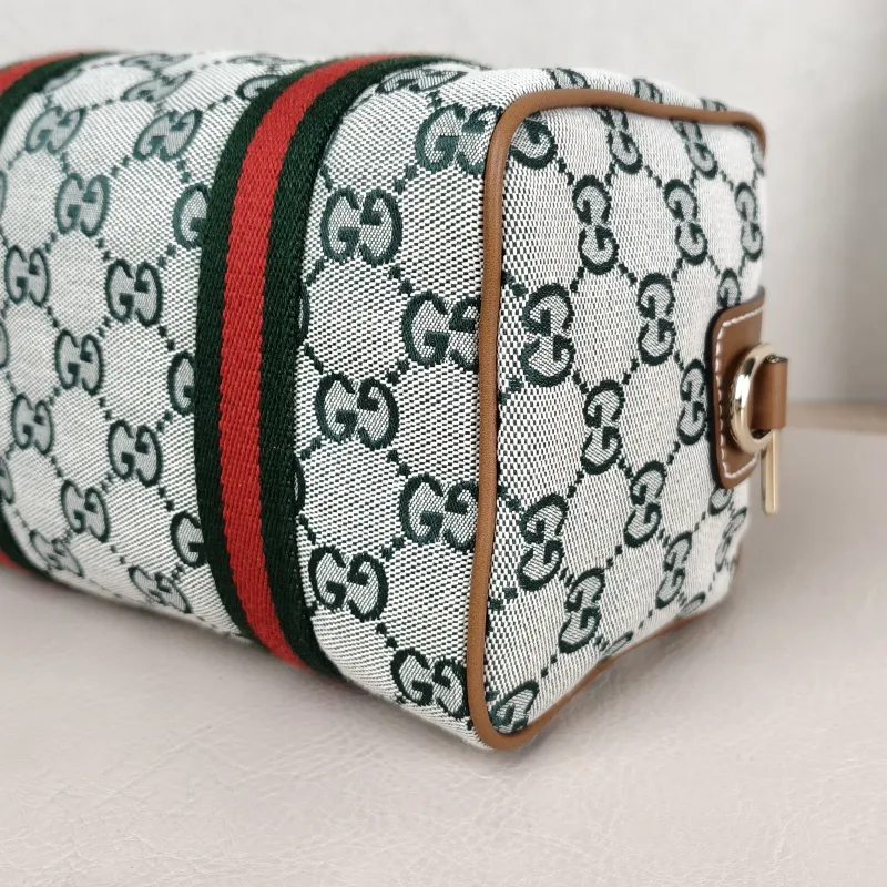 GUCCI Crossbody Bag GG Collection Green Canvas Mini 20 × 13 × 13 cm — detail view 10 of 11