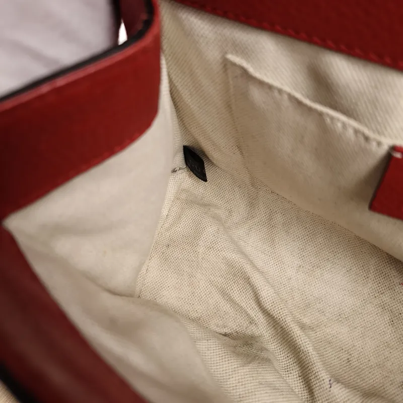 GUCCI Top Handle Bag Marmont Top Handle Bag Red Calfskin One Size26 × 11 × 18 cm — detail view 6 of 12