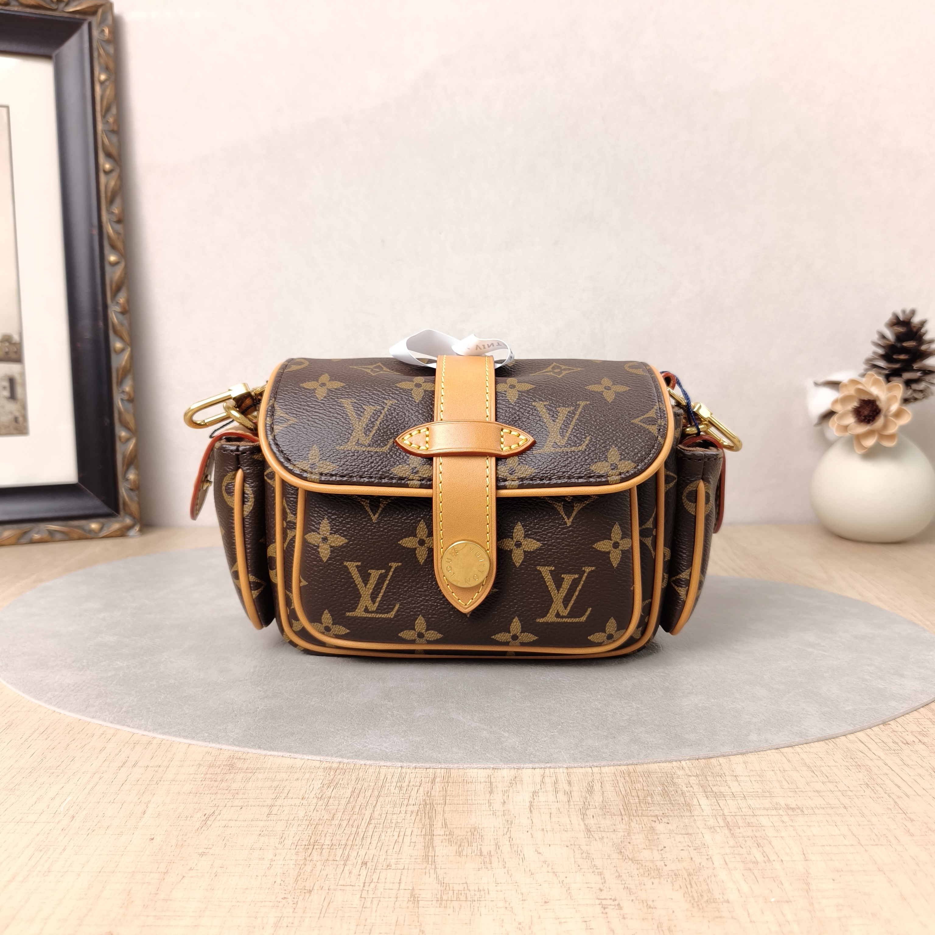 Louis Vuitton Crossbody Bag CARGO Camera Bag Monogram PVC23 × 10 × 14 cm