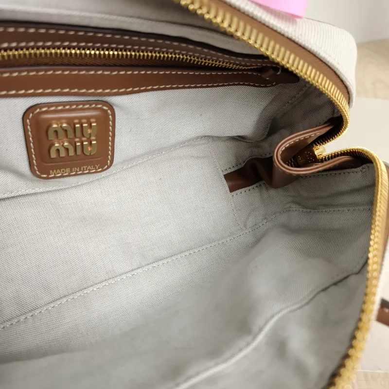 Miumiu Top Handle Bag Beau Brown Canvas · Calfskin Small 28 × 8 × 11.5 cm — detail view 9 of 11