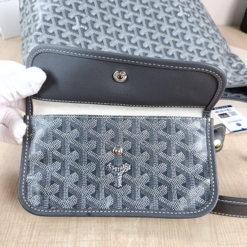 GOYARD Shoulder Bag Boheme Hobo​ Grey ine Canvas Small 43 × 14 × 27 cm — detail view 11 of 15