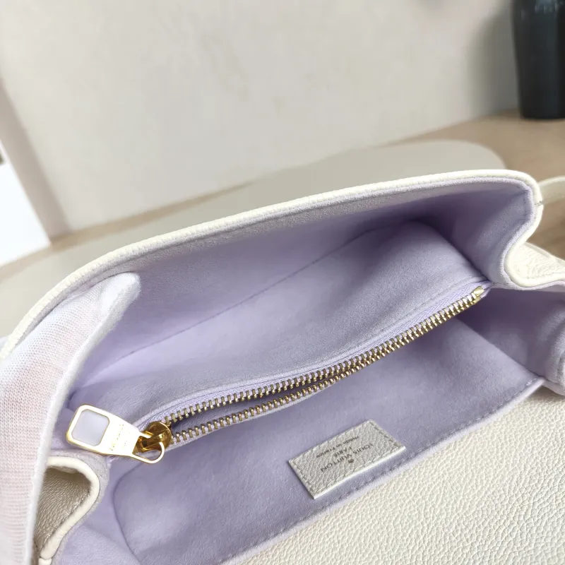 Louis Vuitton Crossbody Bag Pochette Métis East West White · Monogram Empreinte Embossed Calfskin Small 21.5 × 6 × 13.5 cm — detail view 6 of 11