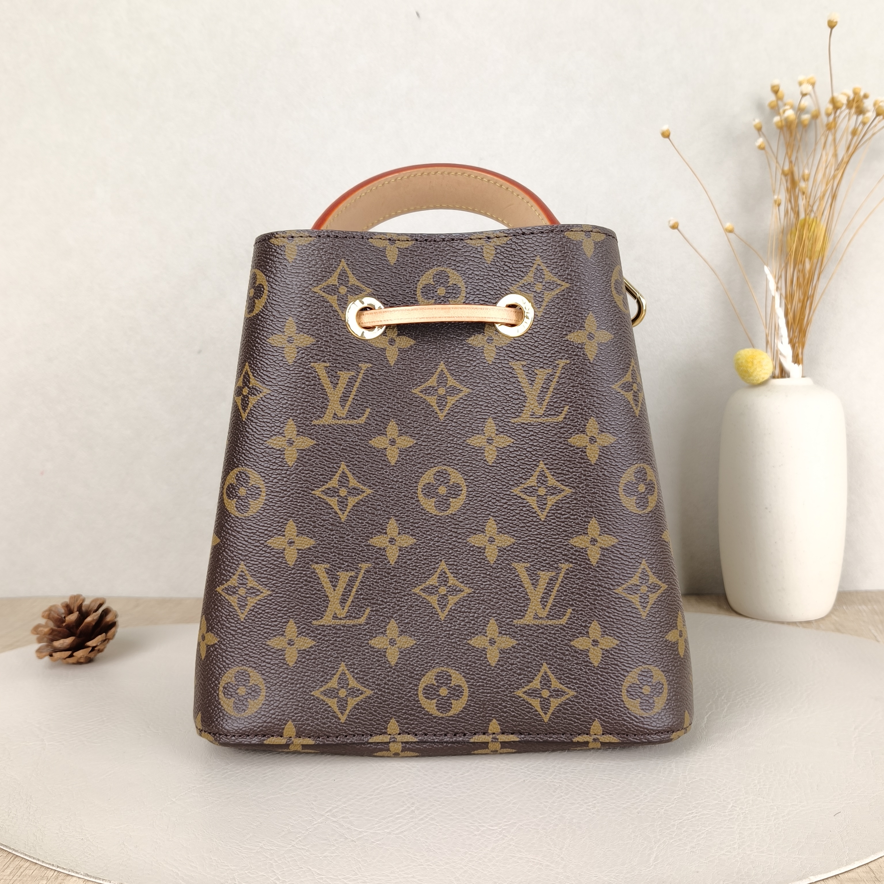 Louis Vuitton Crossbody Bag NÉONOÉ Bucket Bag BB Monogram PVCBB20 × 13 × 20 cm — cover view 3 of 6