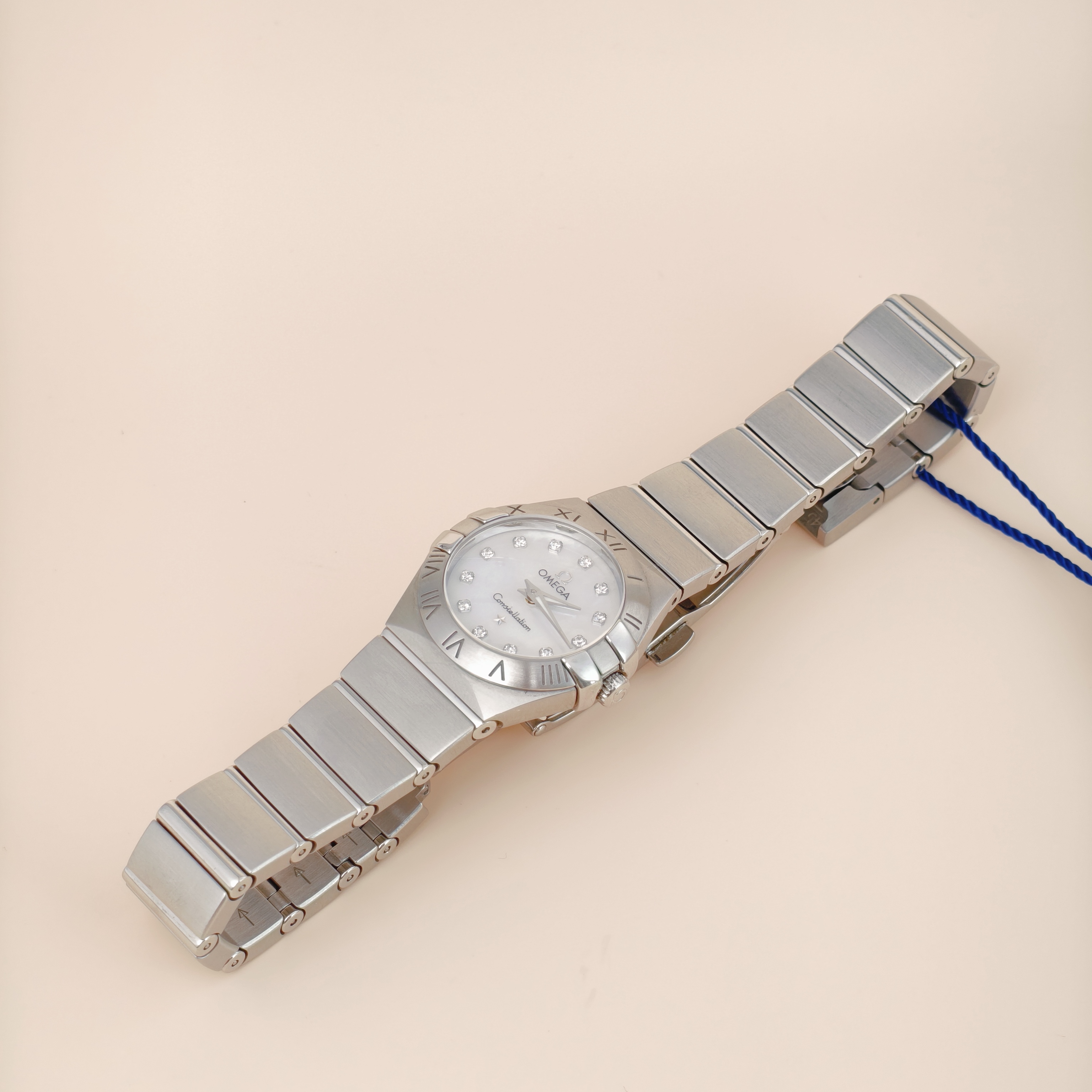 OMEGA Watch Collection Watch One Size24 โ cover view 8 of 10