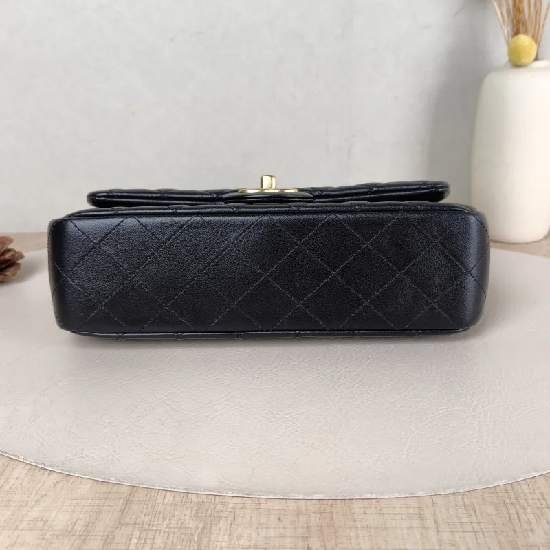 Chanel Shoulder Bag c cf Black Lambskin One Size 24 × 7 × 14.5 cm — cover view 5 of 5