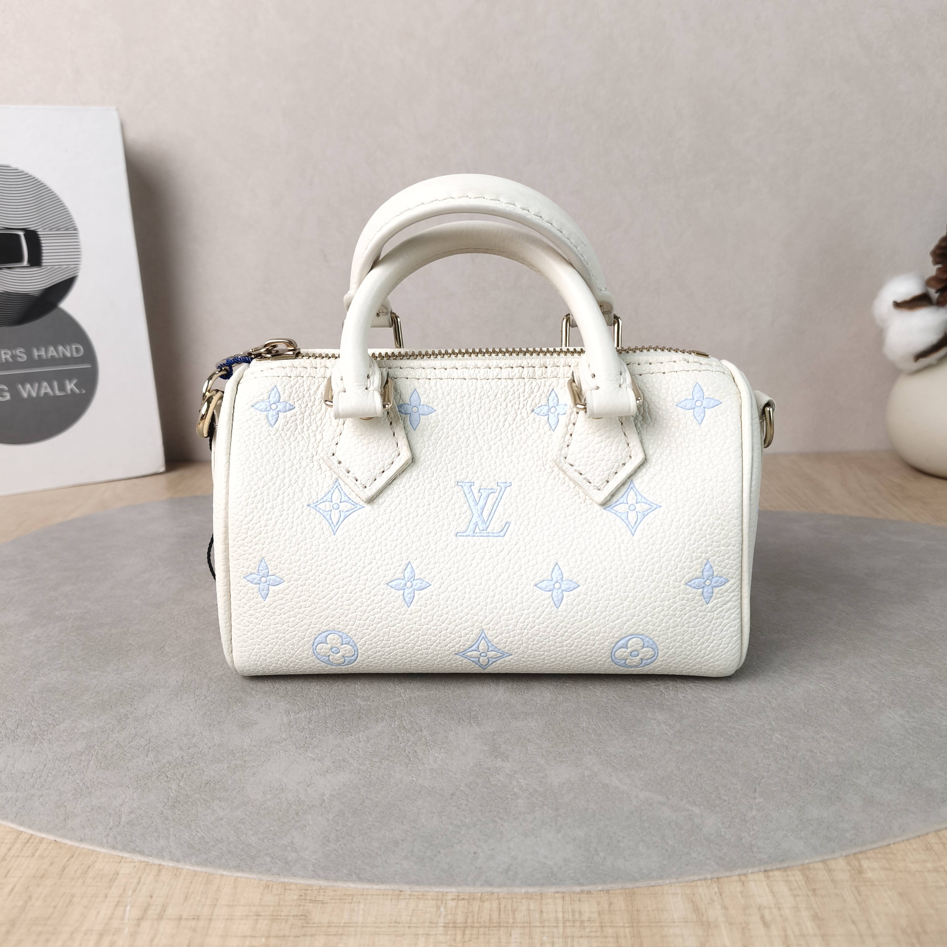 Louis Vuitton Crossbody Bag Speedy Nano White · Blue Calfskinnano16 × 7.5 × 10 cm — cover view 2 of 5