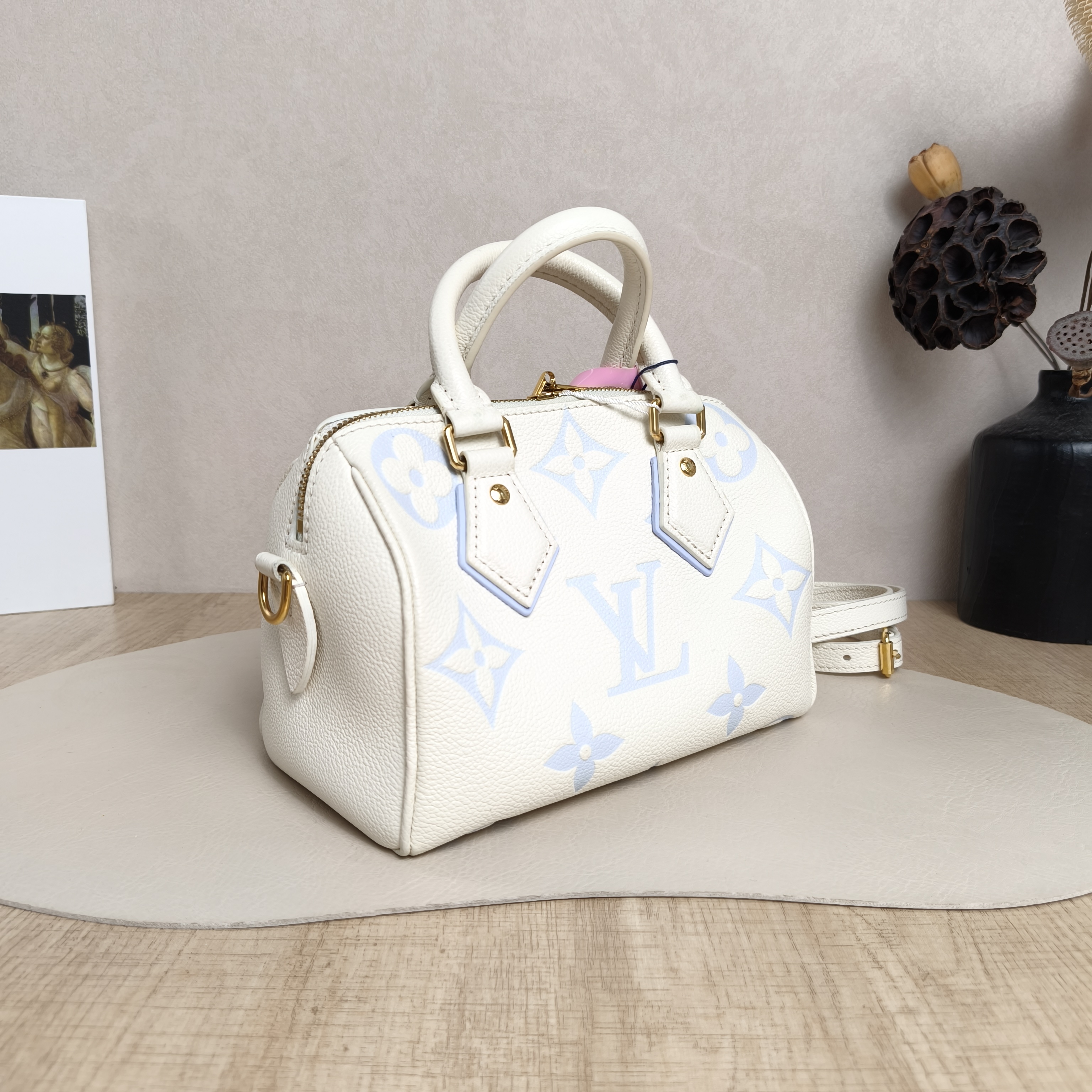 Louis Vuitton Crossbody Bag Speedy20 White · Blue Empreinte Embossed Calfskin Monogram Small20.5 × 12 × 13.5 cm — cover view 3 of 6