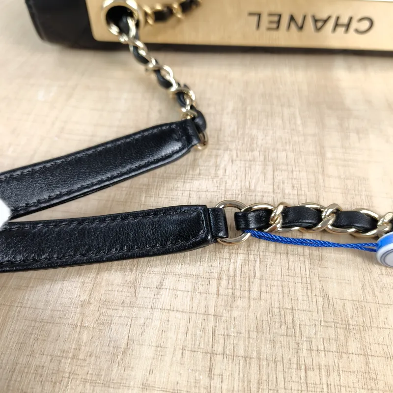 Chanel Shoulder Bagtrendy cc Shoulder Bag Black Lambskin Medium26 × 6 × 17 cm — detail view 5 of 13