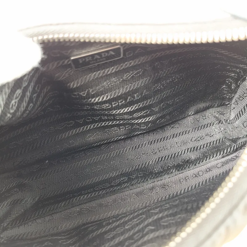 PRADA Shoulder Bag Re-Edition 2005 Hobo Black Nylon Mini 22 × 6.5 × 18 cm — detail view 5 of 10