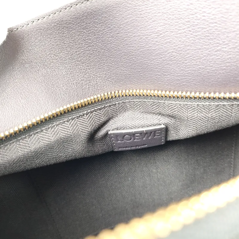 LOEWE Crossbody Bag Puzzle Colorblock Calfskin Medium 29 × 14 × 19.5 cm — detail view 6 of 15