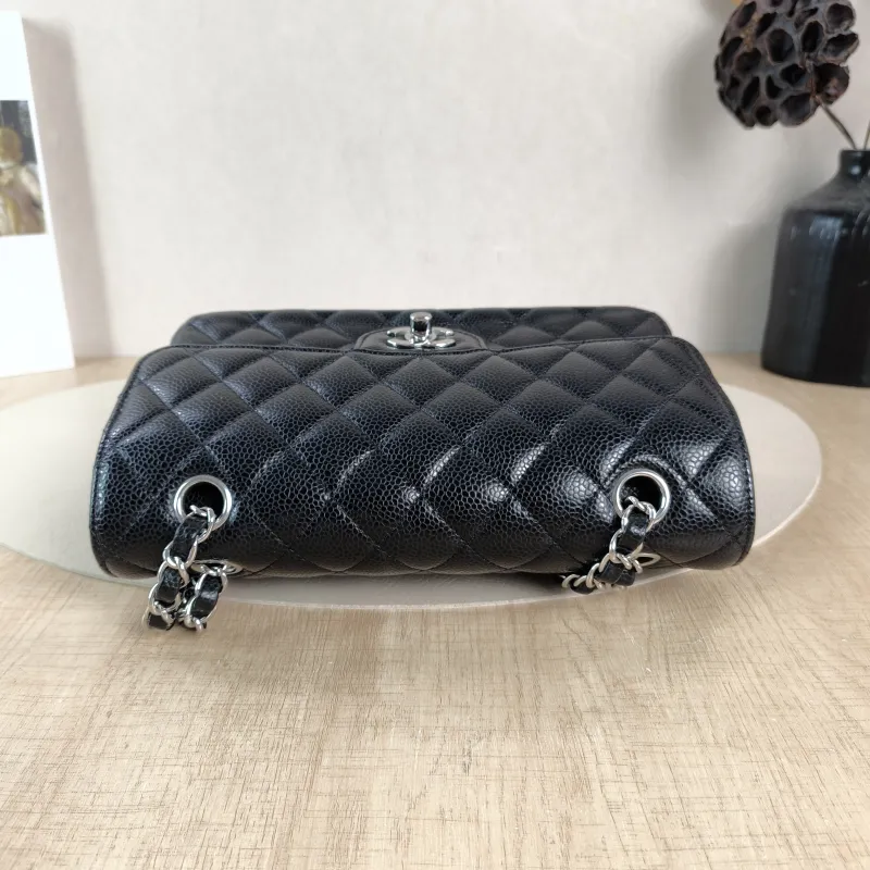 Chanel Crossbody Bag Classic Flap CF Black Grained Calfskin Small 23 × 6 × 14.5 cm Conditioned — detail view 4 of 13