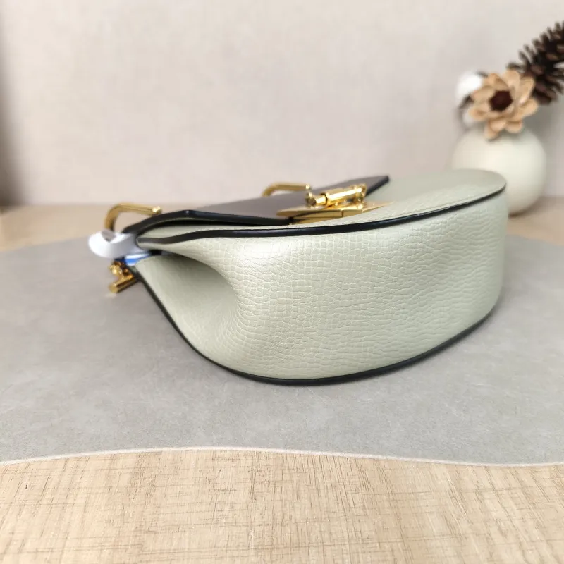 Chloé Crossbody Bag drew Green Calfskin One Size 19.5 × 6.5 × 16 cm — detail view 9 of 11