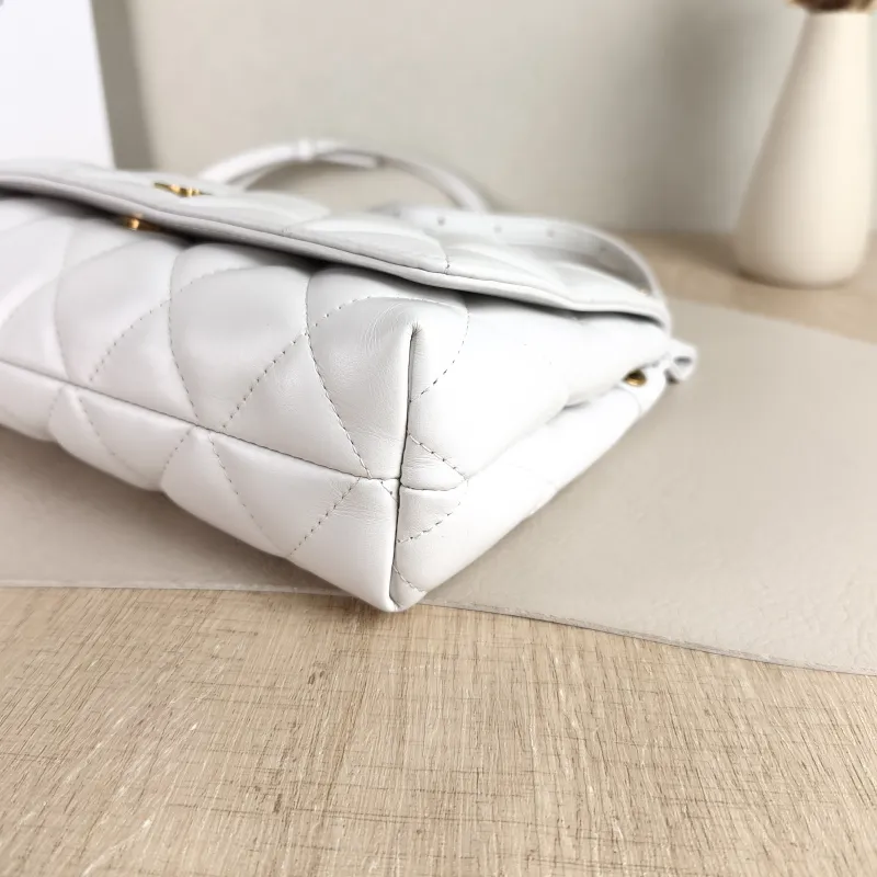 BALENCIAGA Crossbody Bag B Bag Crossbody Bag White Calfskin One Size 24 × 7 × 20 cm — detail view 7 of 12