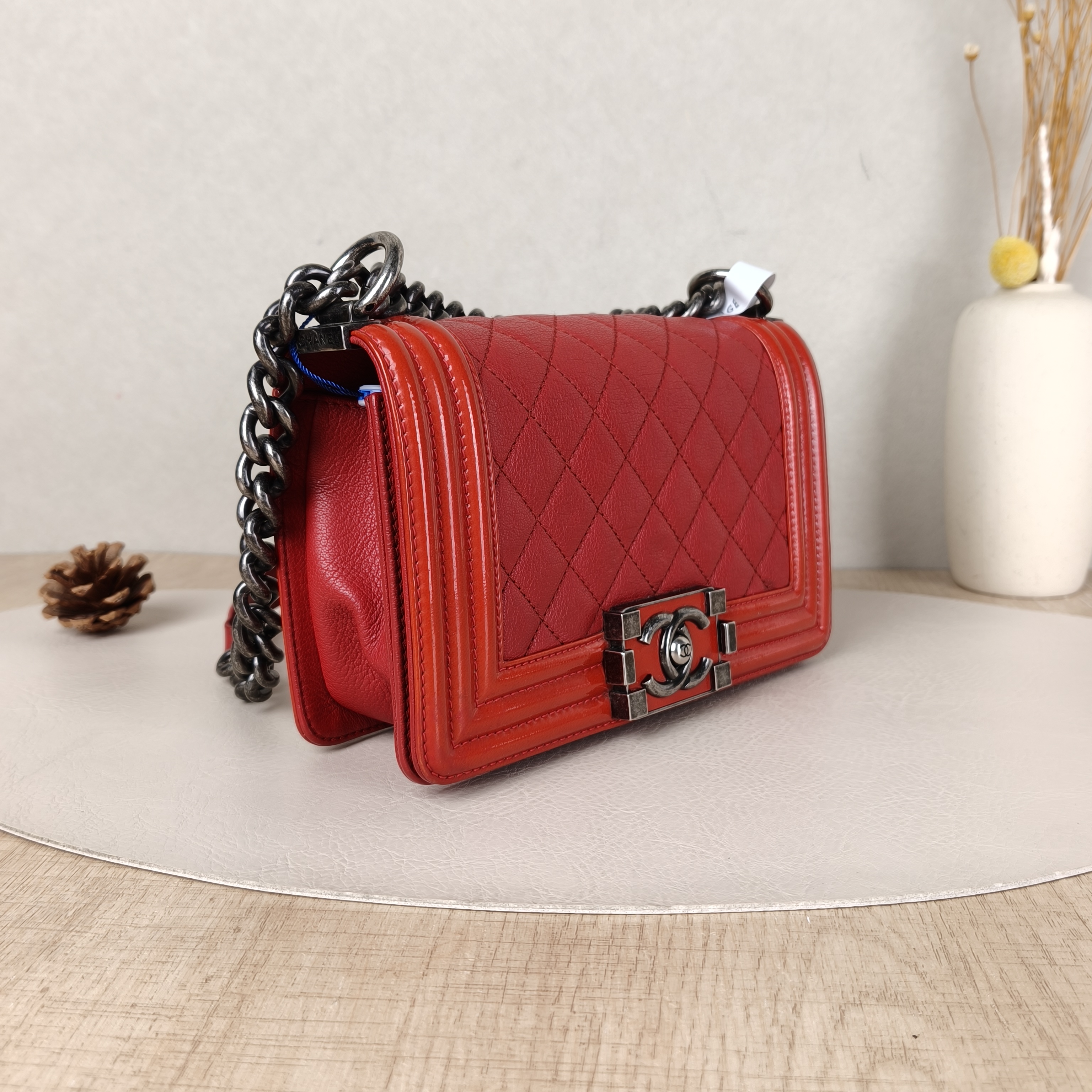Chanel Crossbody Bag Le BoyRed Grained Calfskin Small20.5 × 8.5 × 12 cm — cover view 4 of 5