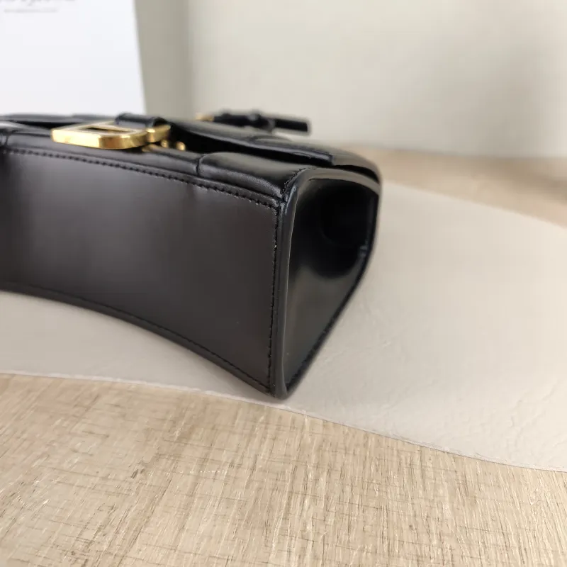 BALENCIAGA Crossbody Bag Hourglass Hourglass Bag Black Calfskin XS 19 × 8 × 13 cm — detail view 1 of 8