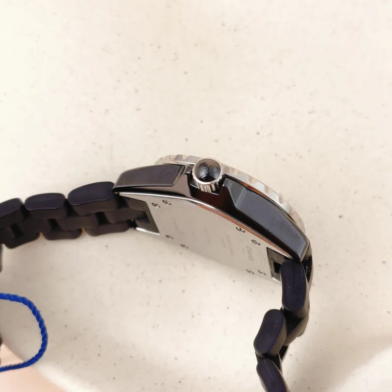 Chanel Watch J12Collection Watch Black One Size 33 — cover view 6 of 10