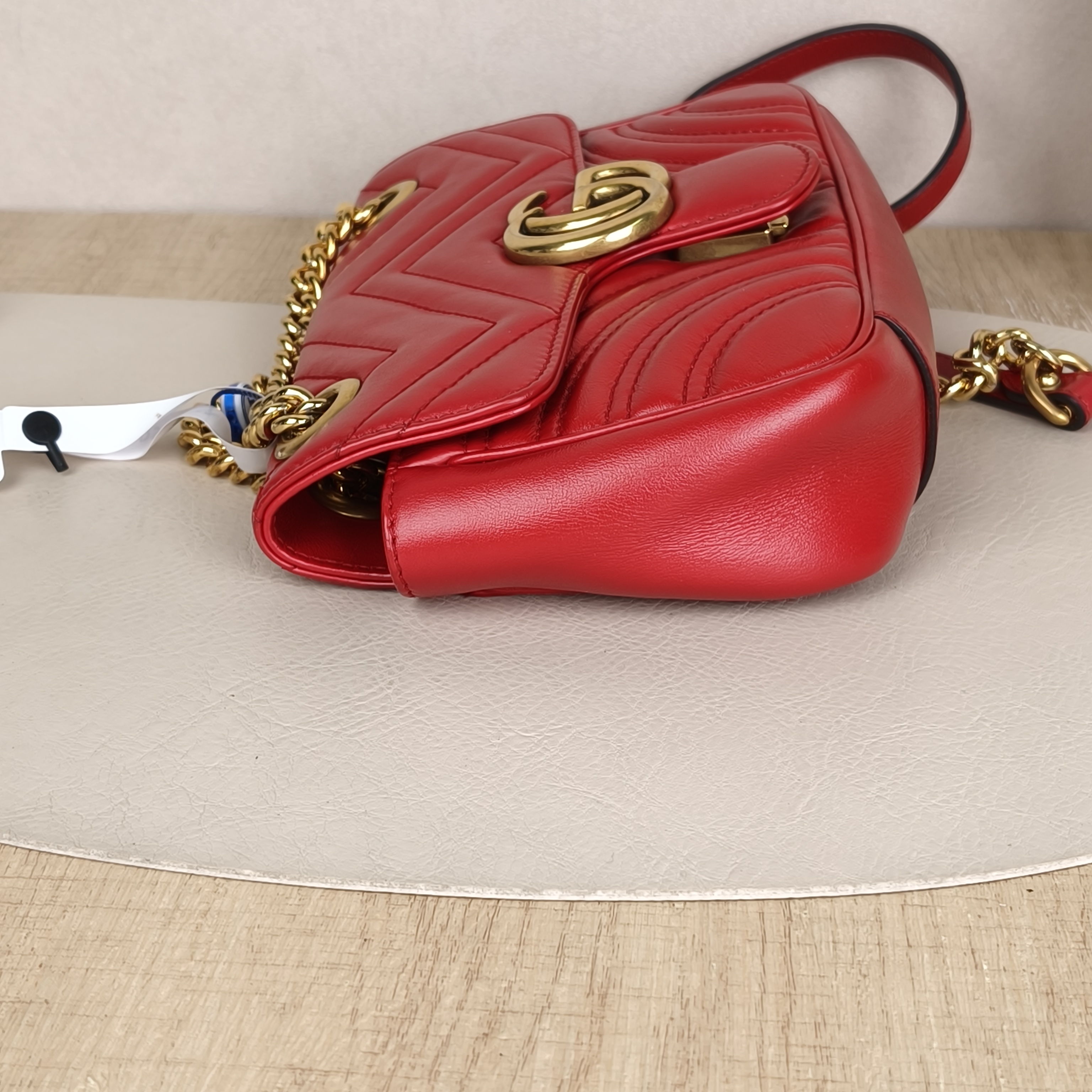 GUCCI Crossbody Bag GG Marmont Small Marmont 22Red Calfskin22 × 6 × 13 cm — cover view 8 of 8