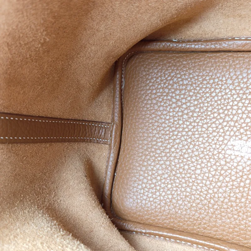 Hermès Top Handle Bag Picotin Lock 18 18 TC Calfskin Small 18 × 13 × 19 cm T — detail view 5 of 11
