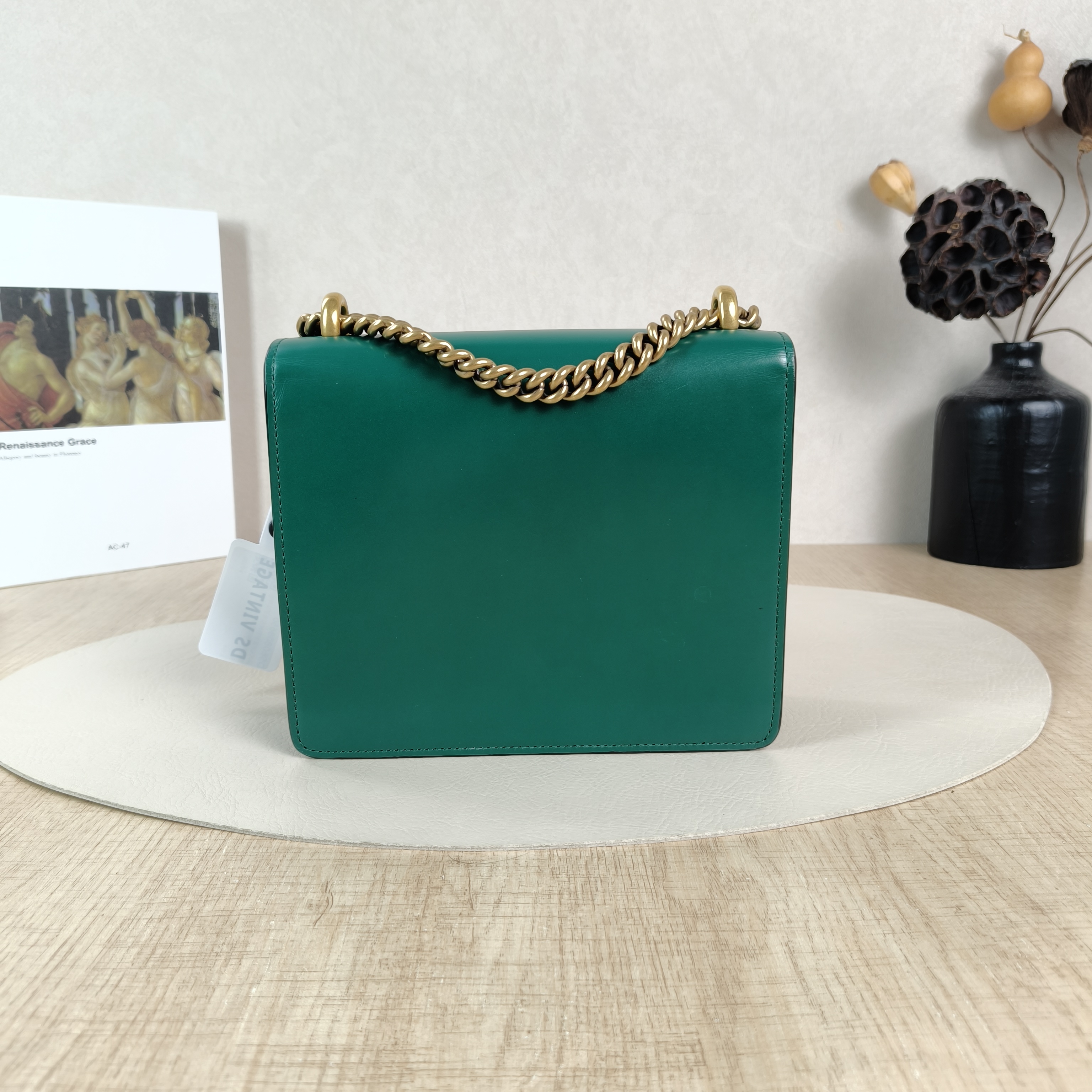 GUCCI Crossbody Bag Marmont Collection Crossbody Bag Green Calfskin One Size19 × 6 × 16 cm — cover view 3 of 5