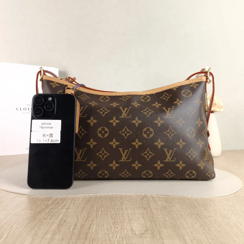 Louis Vuitton Shoulder Bag Carryall East West Monogram PVC One Size 36 × 10 × 19 cm — cover view 2 of 5