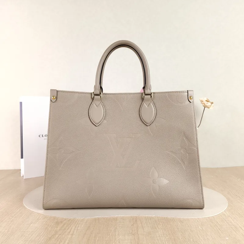 Louis Vuitton Shoulder Bag Onthego Medium Monogram Empreinte Embossed Calfskin Medium 35 × 14 × 27 cm — cover view 3 of 5