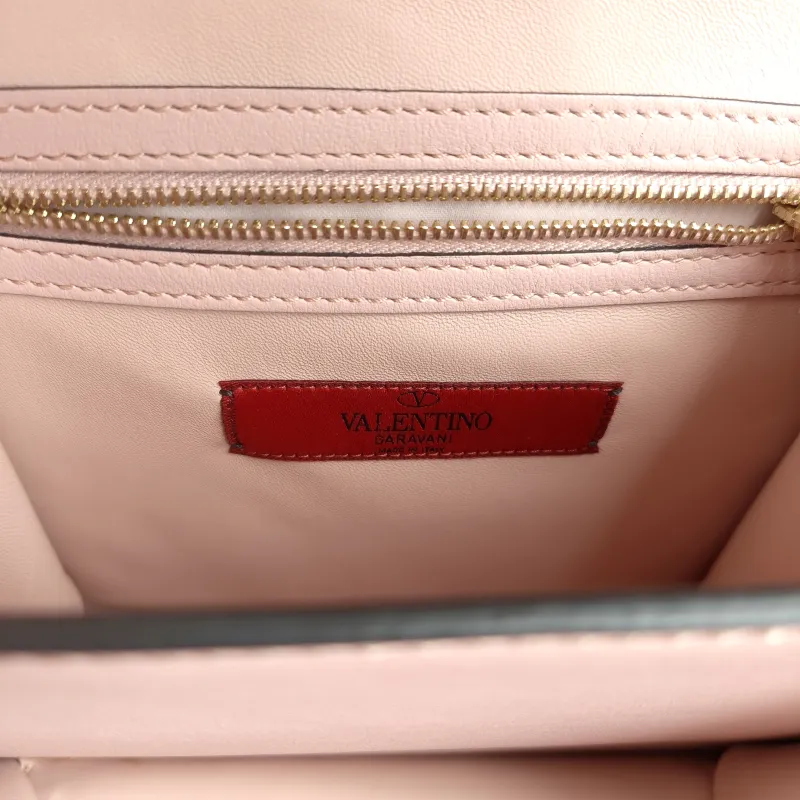 Valentino Shoulder Bag Shoulder Bag Pink Calfskin One Size 23 × 8 × 18 cm — detail view 4 of 12