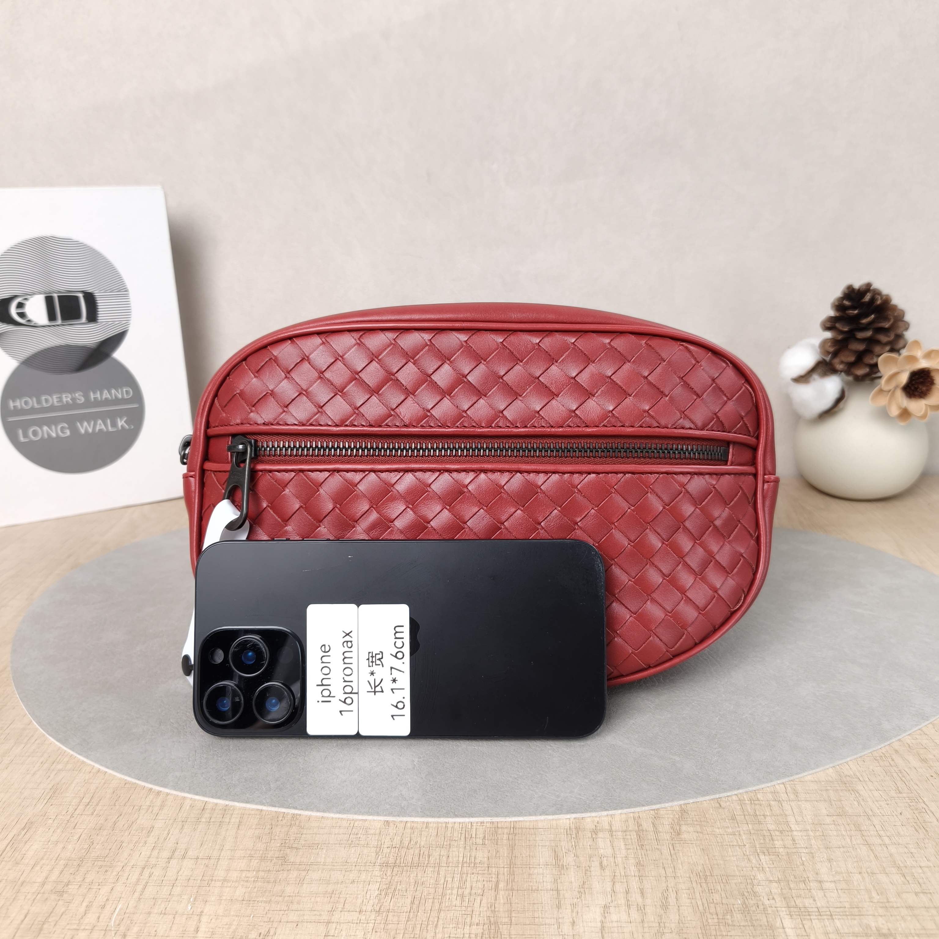 Bottega Veneta Belt Bag Belt Bag Red Calfskin One Size25 × 6 × 15 cm — cover view 5 of 6