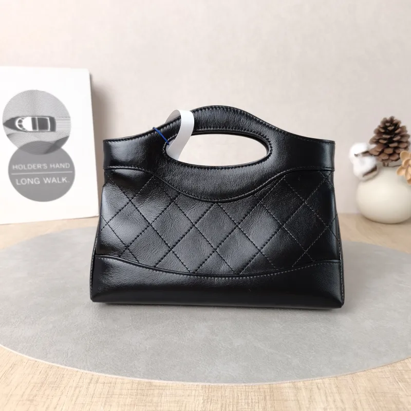 Chanel Shoulder Bag31Bag Black Waxed Leather Calfskinnano20.5 × 3.5 × 17 cm — cover view 2 of 5