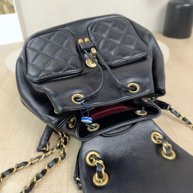 Chanel Crossbody Bag23k Backpack Black Lambskin One Size23 × 12 × 20 cm — detail view 5 of 14