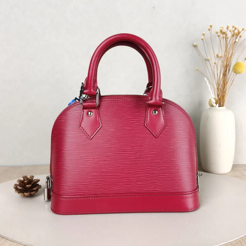 Louis Vuitton Crossbody Bag Alma BB Red Epi Embossed Calfskin BB23.5 × 11.5 × 17.5 cm — cover view 4 of 5