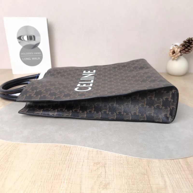 CELINE Crossbody Bag CABAS Monogram PVC Medium 31.5 × 5 × 35 cm — detail view 11 of 14