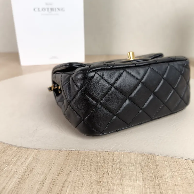 Chanel Crossbody Bag Classic Flap Mini CF Mini Black with Gold-Tone Hardware SL ambskinmini17 × 8 × 13.5 cm — detail view 11 of 12