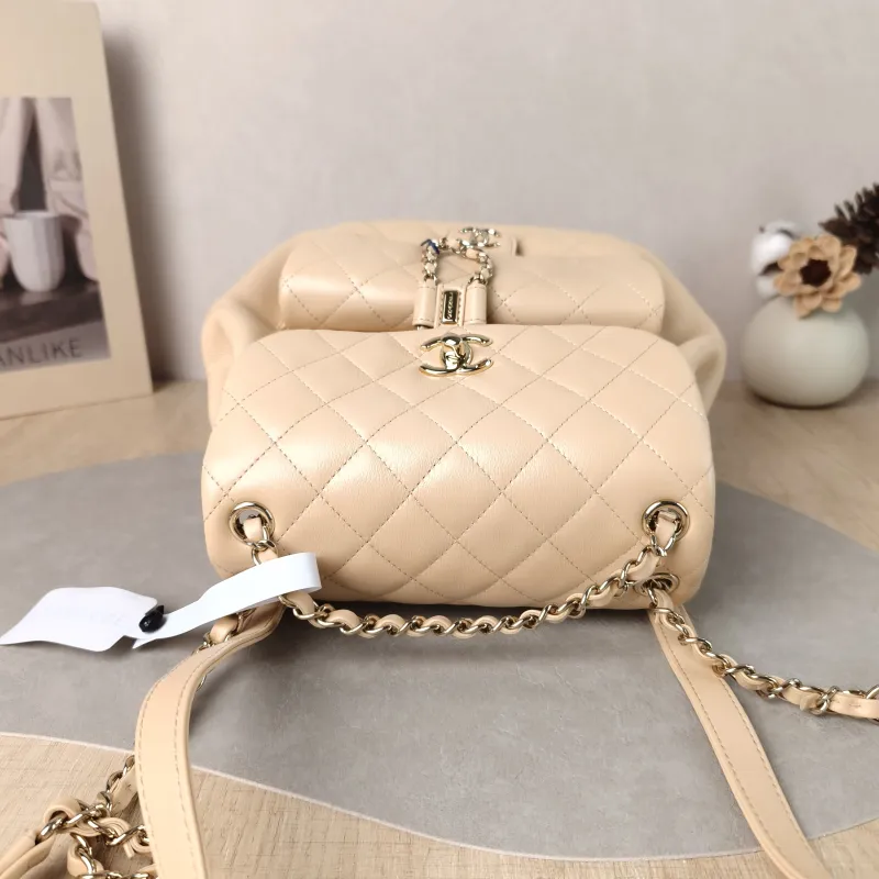 Chanel Backpack Duma Taupe Calfskin Large 21 × 13 × 23 cm — detail view 7 of 15