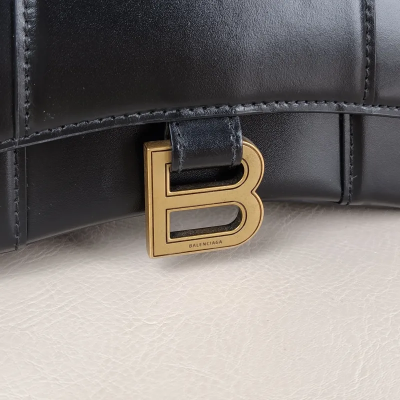 BALENCIAGA Crossbody Bag Hourglass Hourglass Bag Black Calfskin XS 19 × 8 × 13 cm — detail view 6 of 11