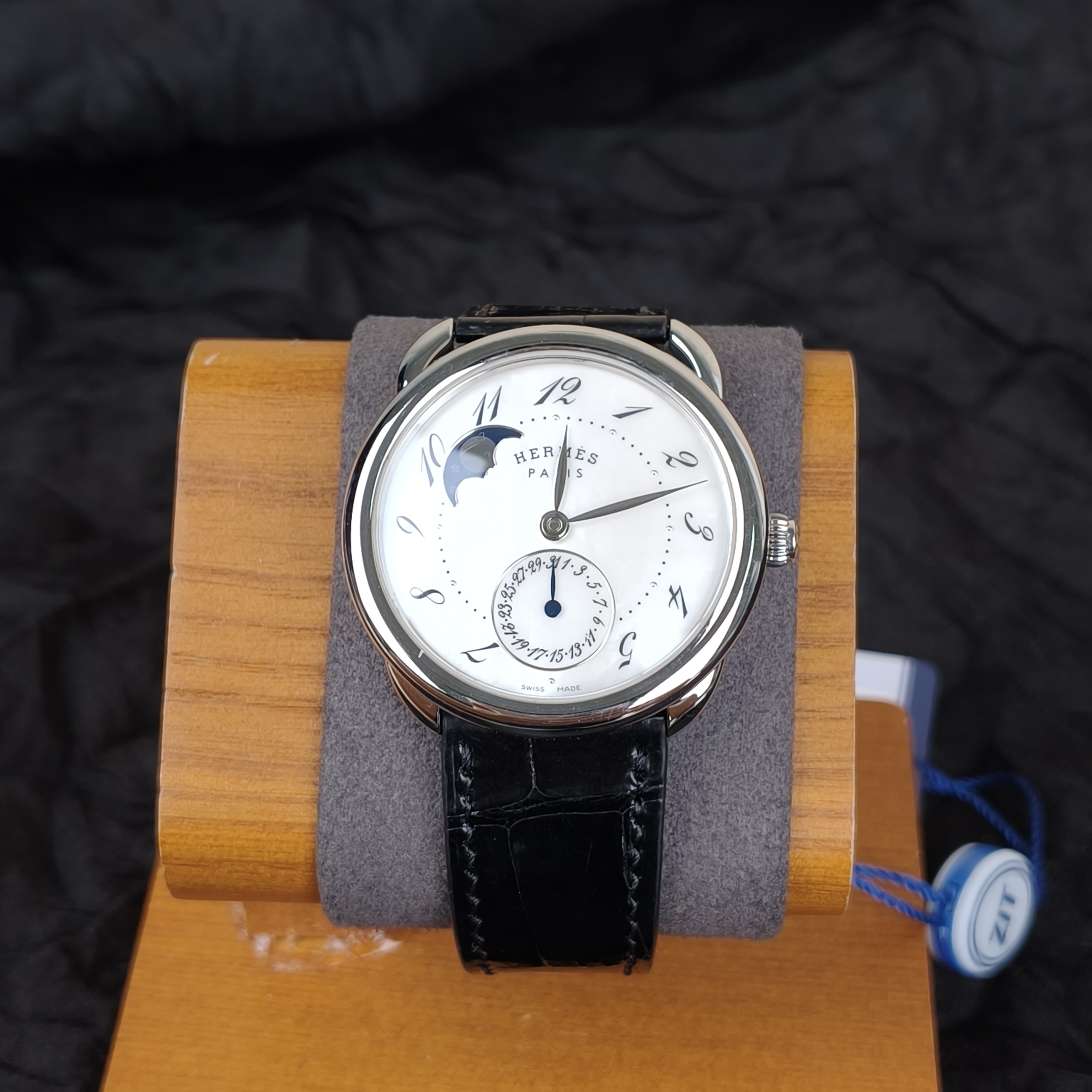Hermès Watcharceau petite lun Collection Watch White Mother-of-Pearl One Size 38mm