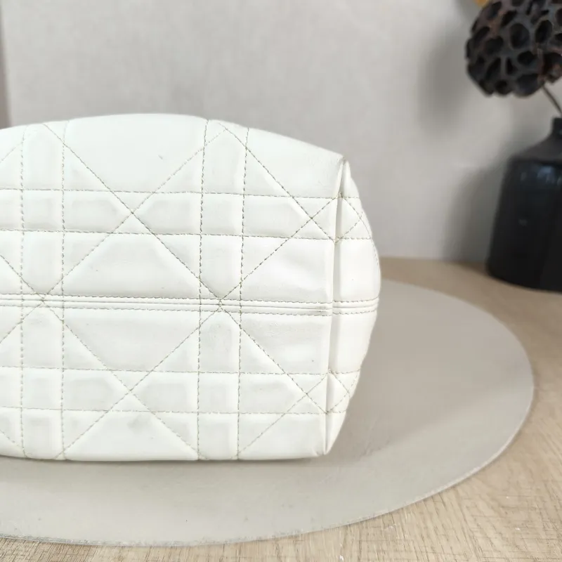 DIOR Top Handle Bag TOUJOURS Edition White Calfskin Small 18.5 × 12 × 18.5 cm — detail view 2 of 11